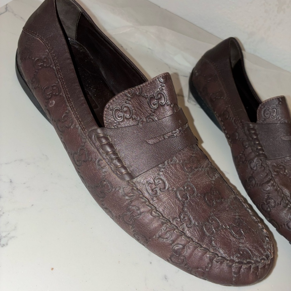 Gucci Men's Dark Brown Embossed Loafers